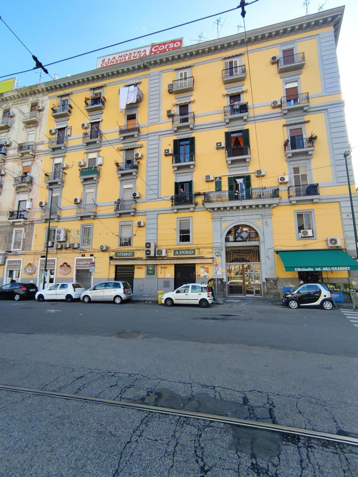 Na' Stanza In Piazza Napoli